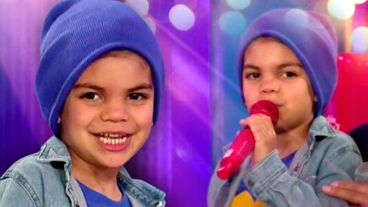 Matteo Marrero, hijo de Alejandra Espinoza, canta por primera vez en televisión por los niños y niñas de TeletonUSA